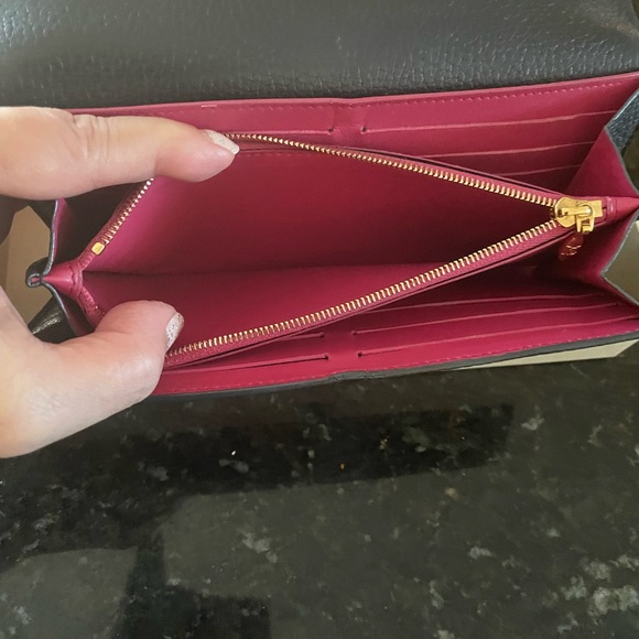 Louie Vuitton LV large dark blue wallet. 100% Authentic - Picture 8 of 9